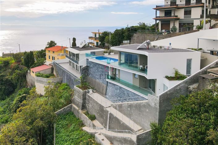 Image No.5-2 Bed Villa for sale