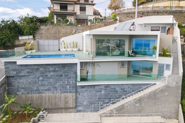 Image No.6-2 Bed Villa for sale