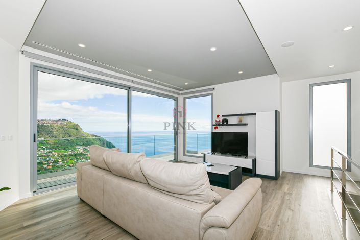 Image No.8-2 Bed Villa for sale