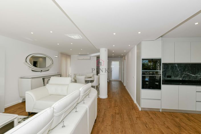 Image No.12-4 Bed Villa for sale