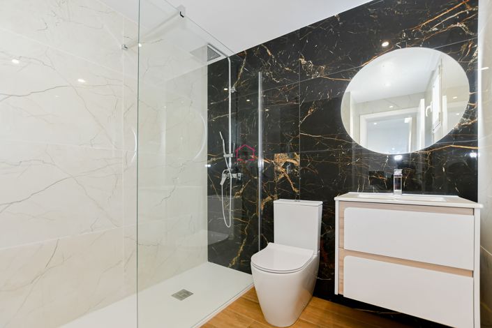 Image No.23-4 Bed Villa for sale