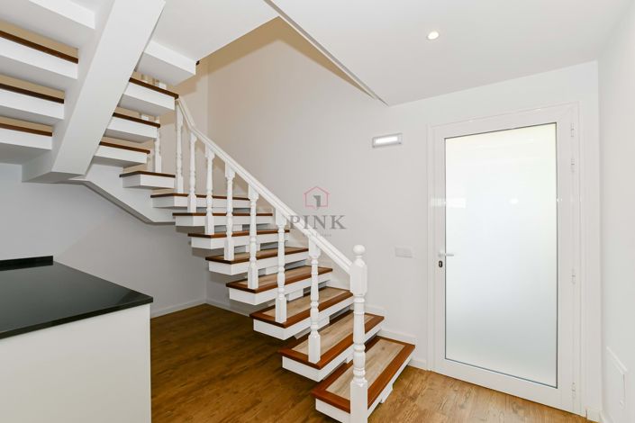 Image No.24-4 Bed Villa for sale