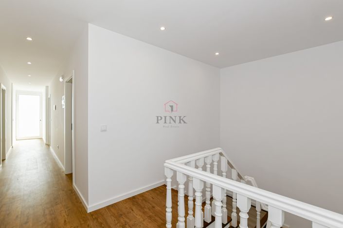 Image No.25-4 Bed Villa for sale