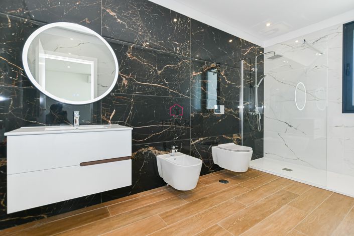 Image No.23-3 Bed Villa for sale