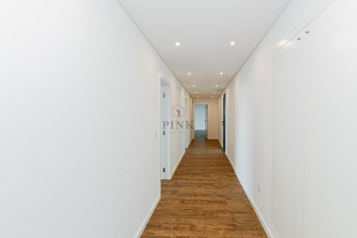 Image No.11-3 Bed Villa for sale