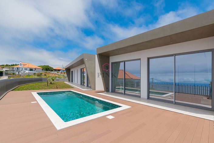 Image No.2-3 Bed Villa for sale