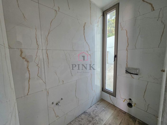 Image No.11-4 Bed Villa for sale