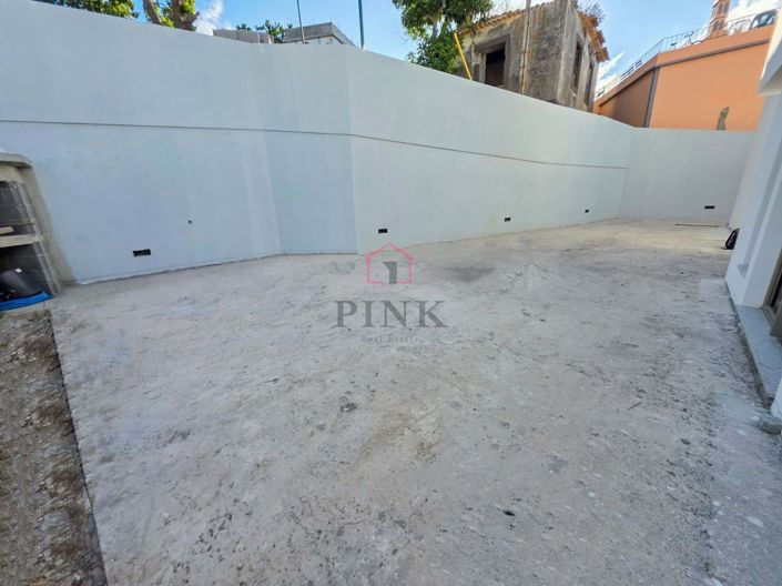 Image No.4-4 Bed Villa for sale