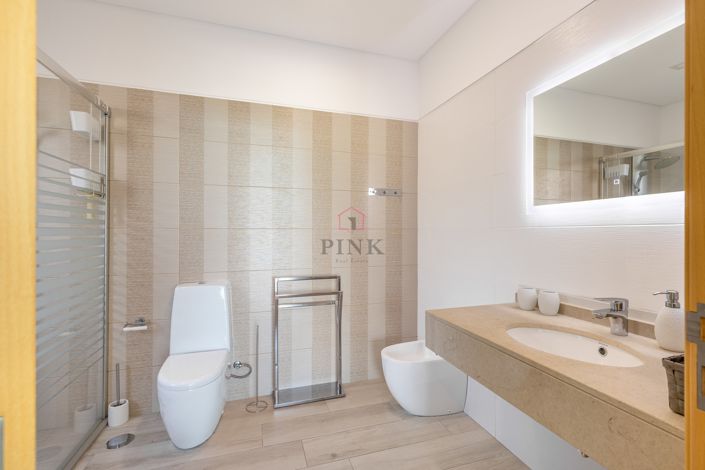 Image No.26-3 Bed Villa for sale