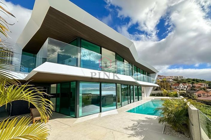 Image No.1-4 Bed Villa for sale