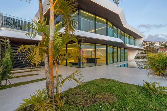 Image No.57-4 Bed Villa for sale