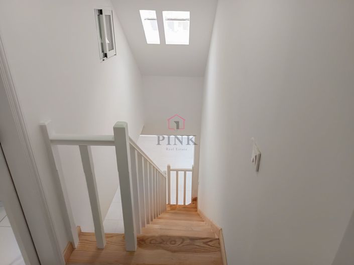 Image No.19-3 Bed Villa for sale