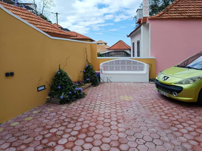 Image No.28-3 Bed Villa for sale