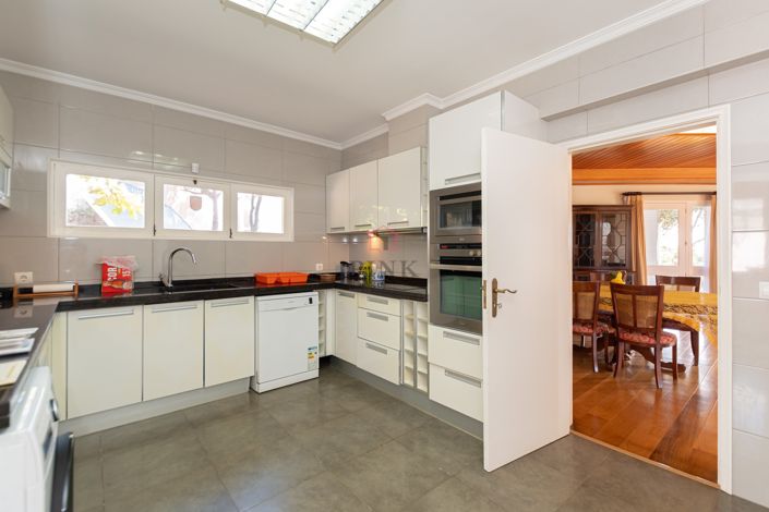 Image No.37-3 Bed Villa for sale