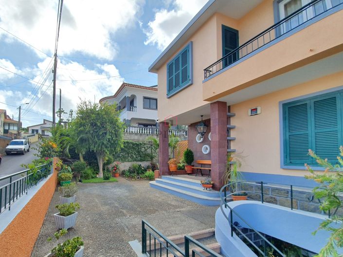 Image No.4-5 Bed Villa for sale