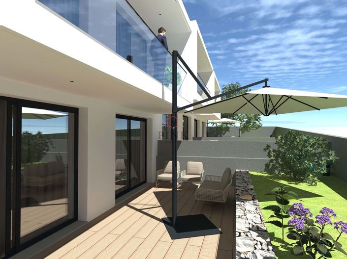 Image No.4-3 Bed Townhouse for sale