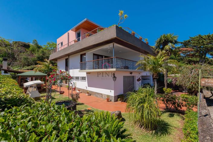 Image No.1-3 Bed Villa for sale
