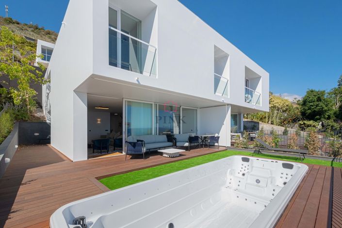 Image No.1-3 Bed Semi-Detached for sale