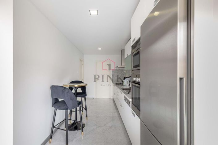 Image No.21-3 Bed Apartment for sale