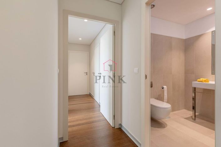 Image No.22-3 Bed Apartment for sale