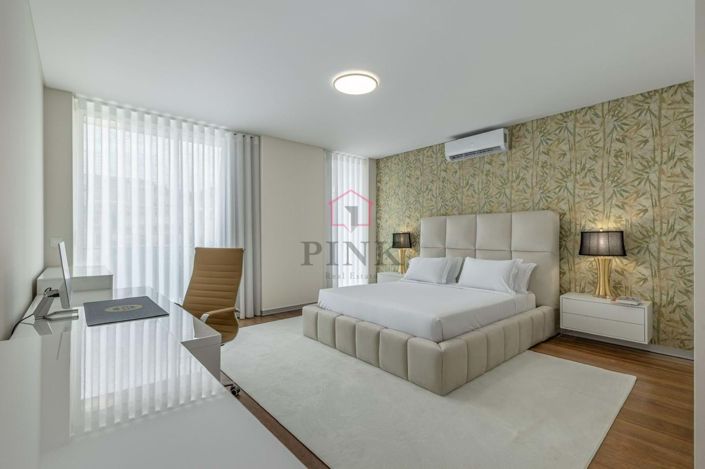 Image No.9-3 Bed Apartment for sale