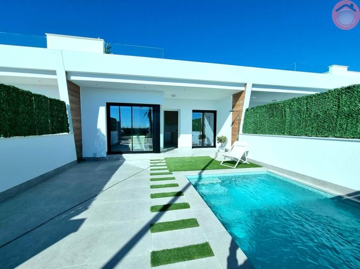 Image No.2-2 Bed Villa for sale