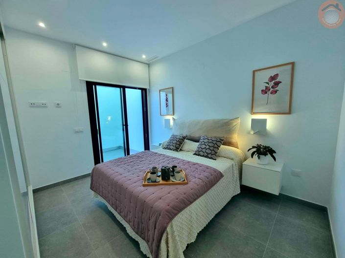 Image No.12-2 Bed Villa for sale