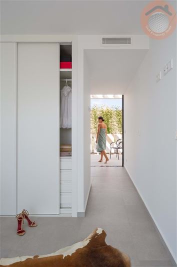 Image No.11-3 Bed Villa for sale