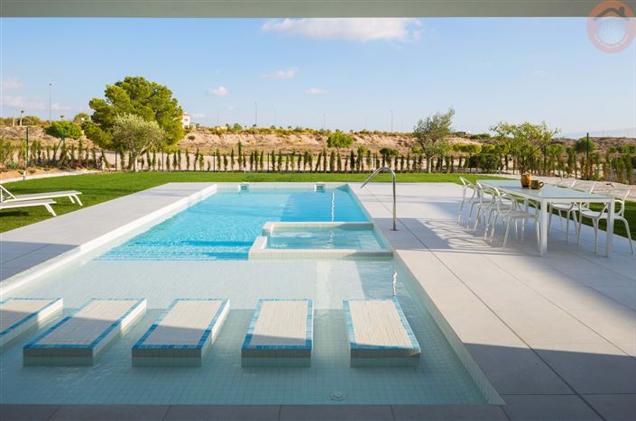 Image No.14-3 Bed Villa for sale