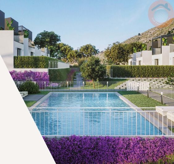 Image No.4-3 Bed Townhouse for sale