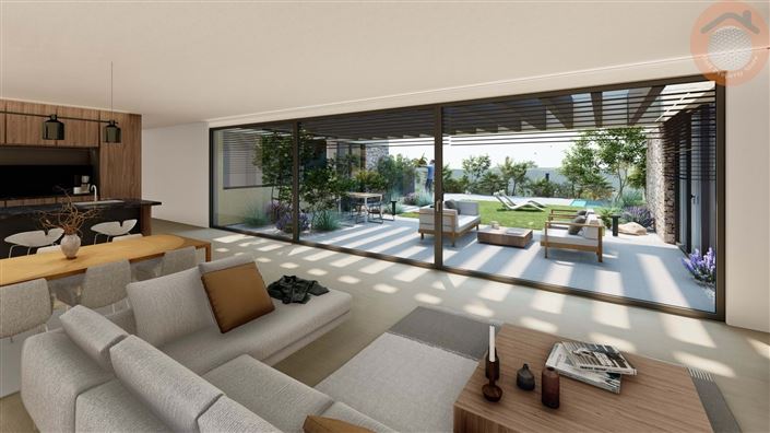 Image No.2-4 Bed Villa for sale