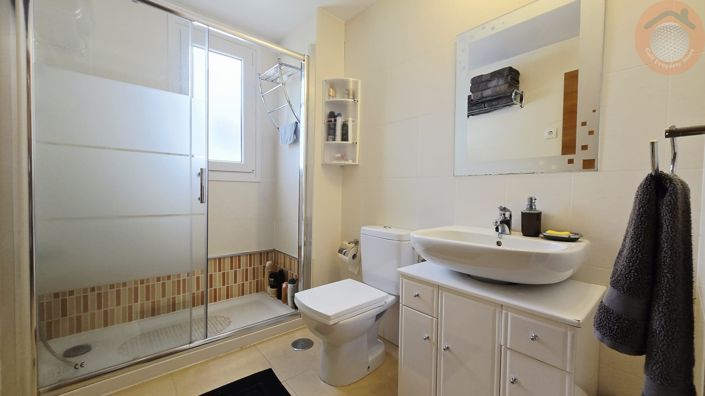 Image No.14-2 Bed Apartment for sale