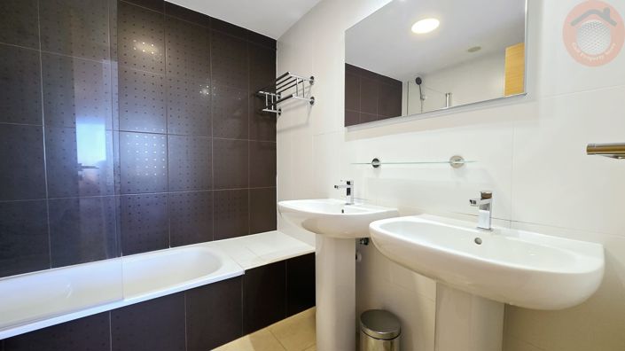 Image No.19-2 Bed Apartment for sale