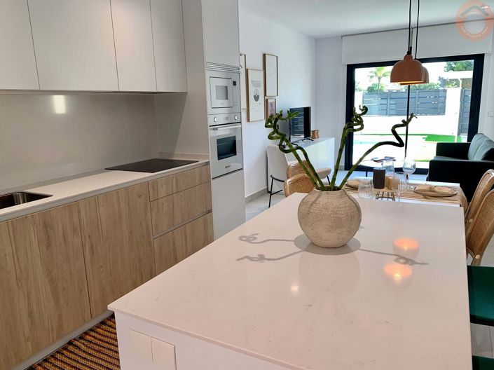 Image No.5-3 Bed Villa for sale