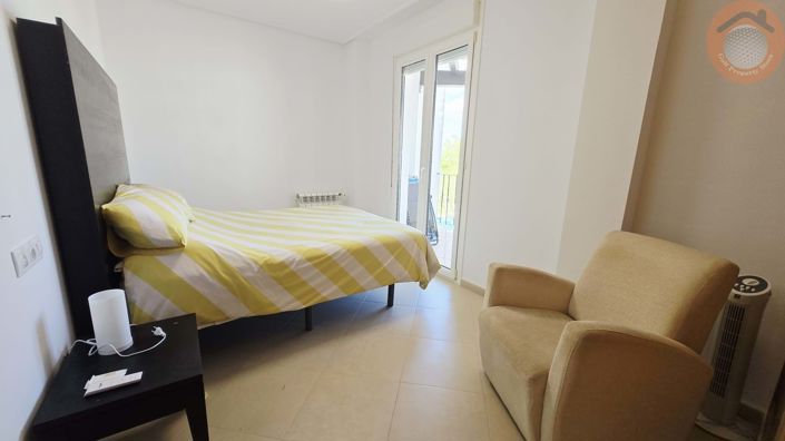 Image No.20-2 Bed Apartment for sale