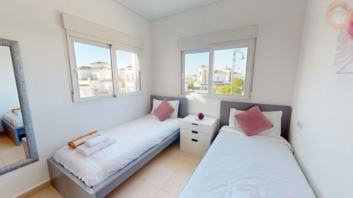 Image No.16-3 Bed Villa for sale