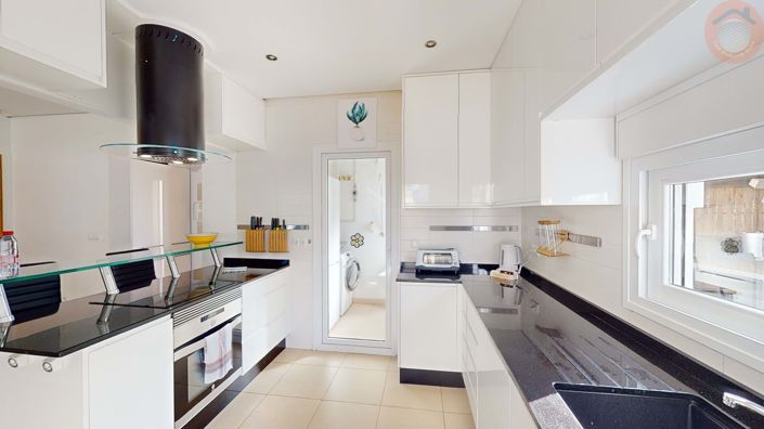 Image No.3-3 Bed Villa for sale