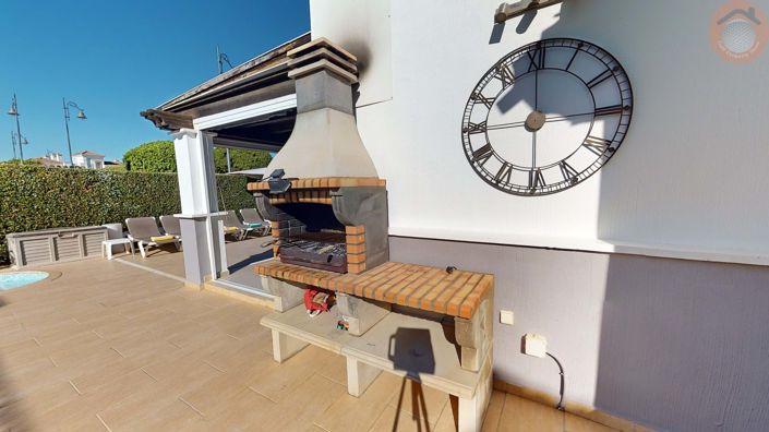 Image No.31-3 Bed Villa for sale