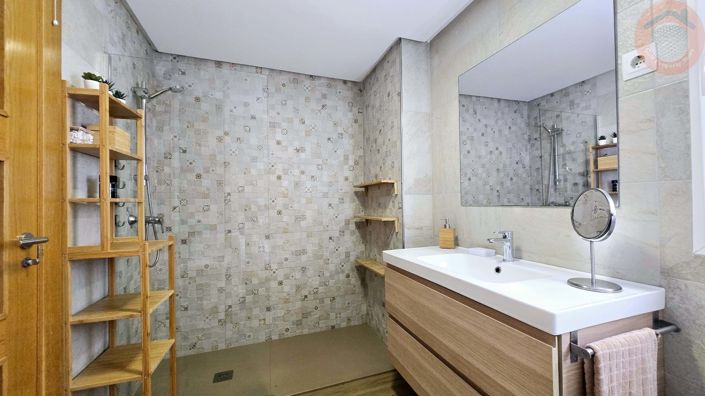 Image No.15-2 Bed Apartment for sale