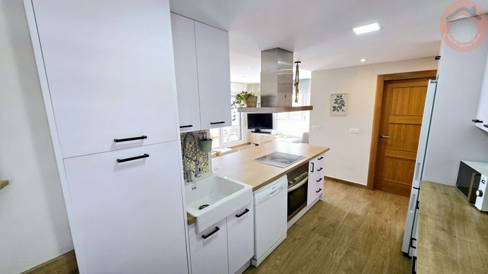 Image No.9-2 Bed Apartment for sale