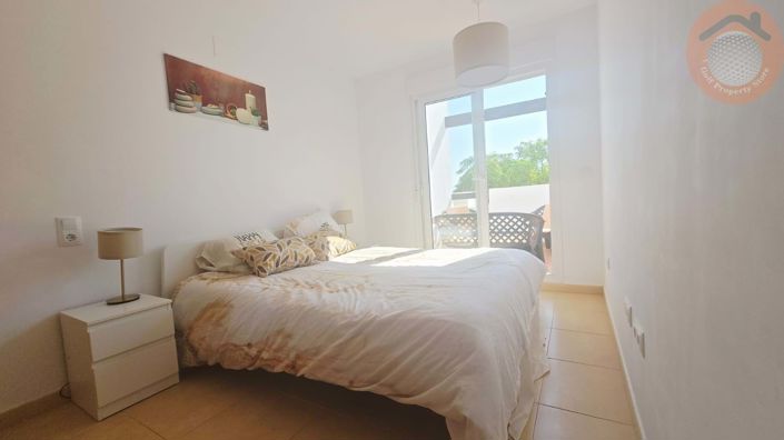 Image No.10-2 Bed Apartment for sale