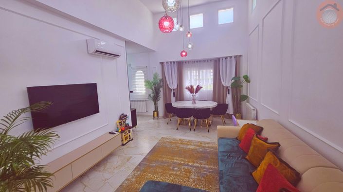 Image No.7-3 Bed Villa for sale