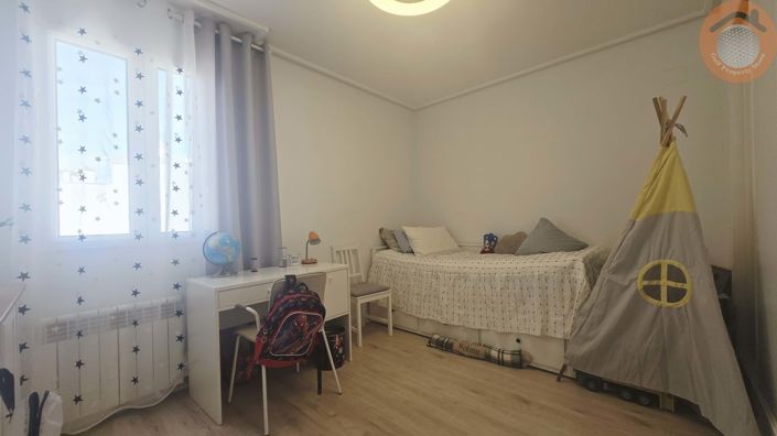 Image No.12-3 Bed Apartment for sale