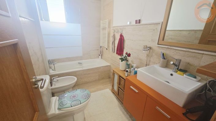 Image No.10-3 Bed Apartment for sale