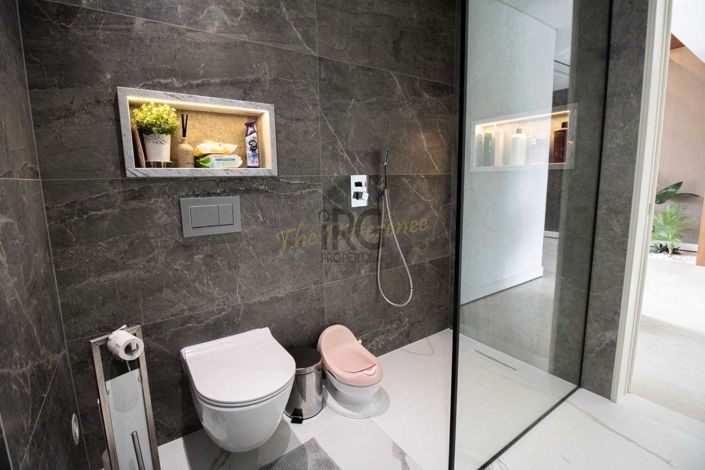 Image No.14-4 Bed Villa for sale