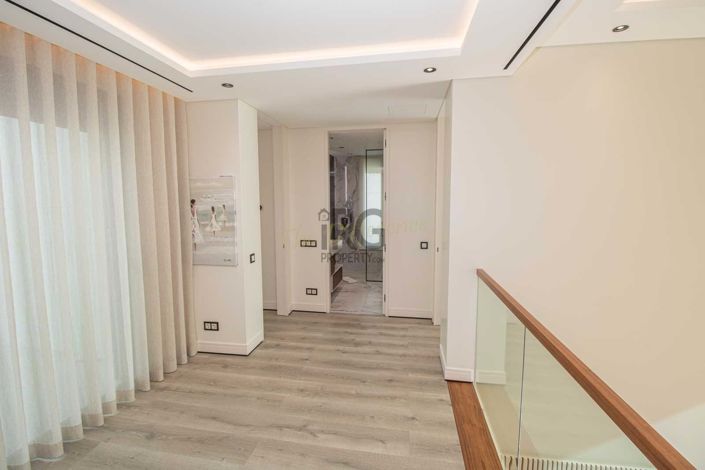 Image No.26-4 Bed Villa for sale