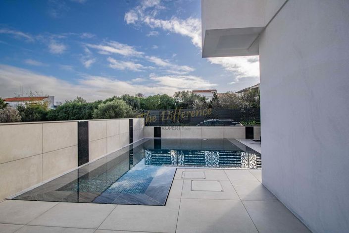 Image No.37-4 Bed Villa for sale