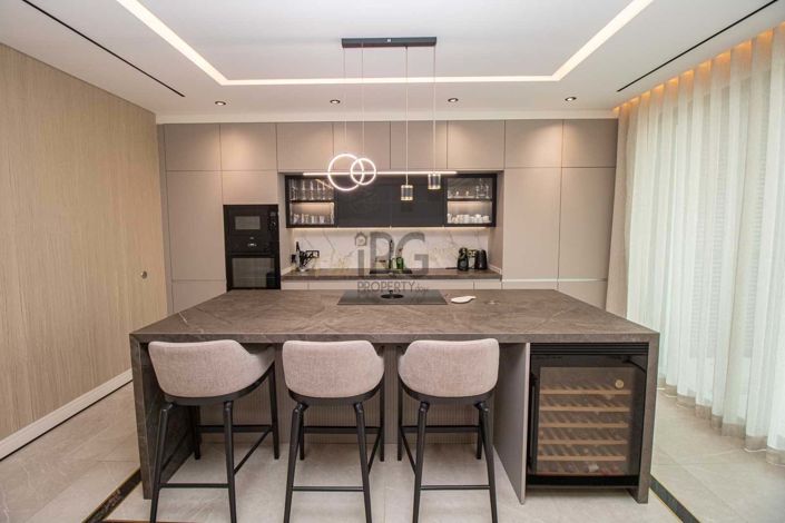 Image No.8-4 Bed Villa for sale