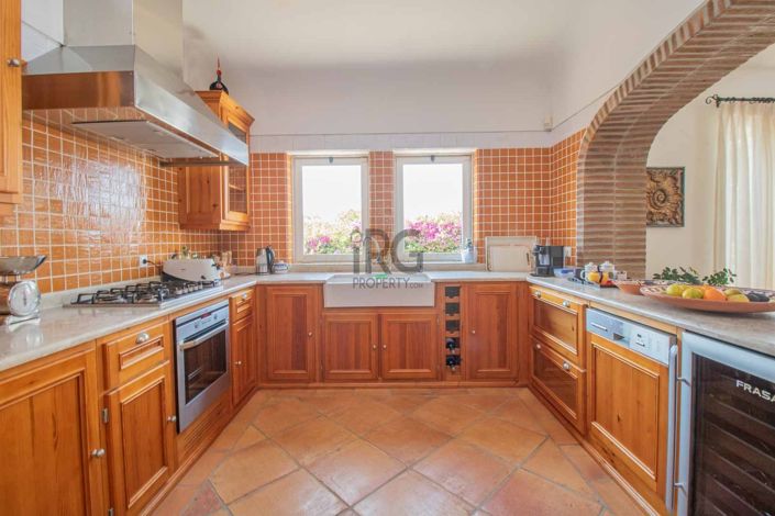 Image No.28-4 Bed Villa for sale