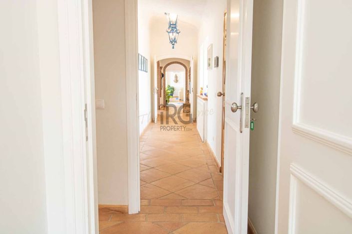 Image No.32-4 Bed Villa for sale